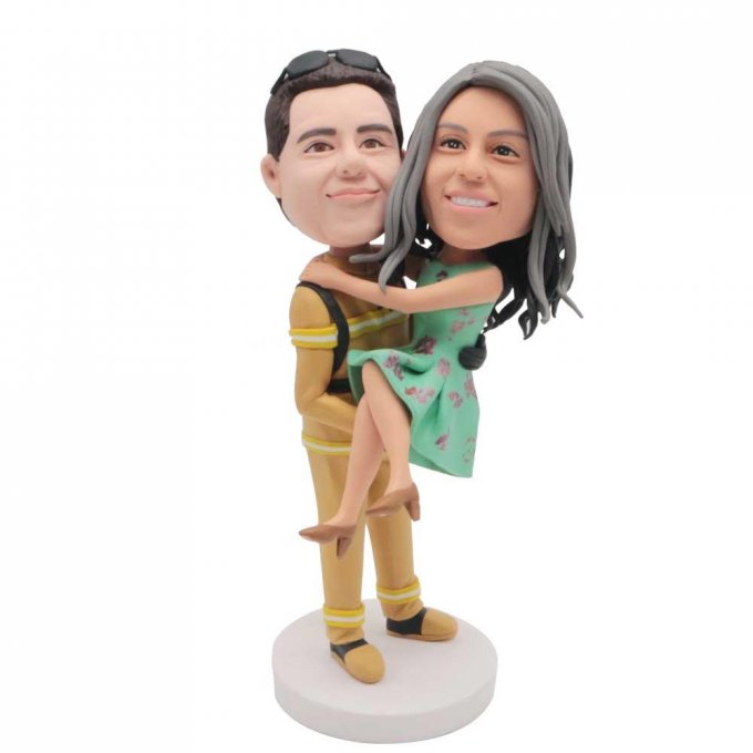 Custom Couple Bobbleheads Fireman Holding His Girl