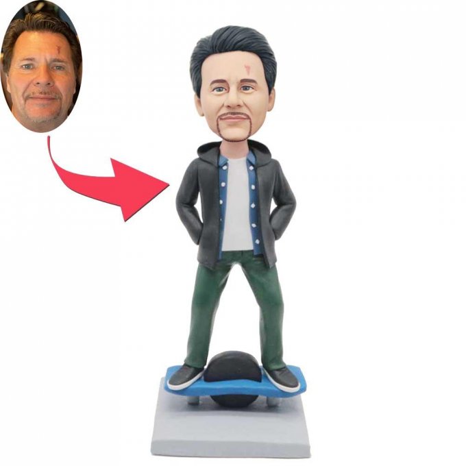 Custom Skateboarding Male Bobbleheads In Black Coat