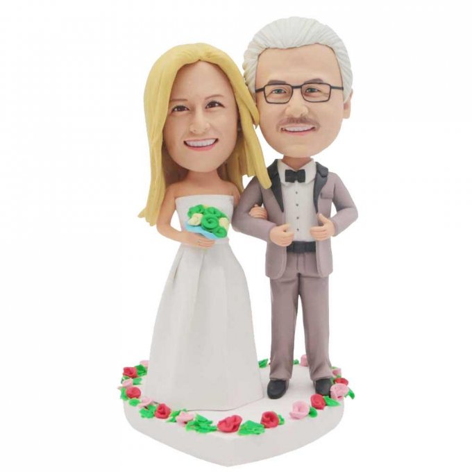 Custom Wedding Bobbleheads Couple In Heart-shaped Flowers Wedding Anniversary Caker Topper